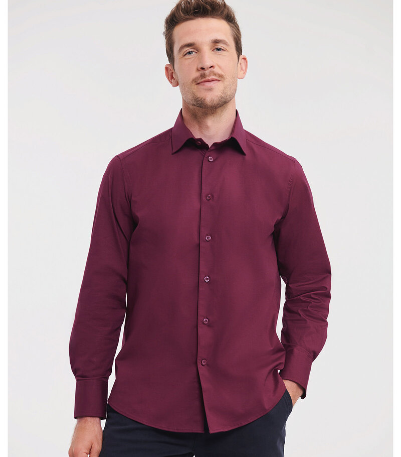 Russell_Men-LS-Easy-Care-Fitted_946M_0R946M0PT_Model_front