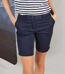 Frontrow_Ladies-Stretch-Chino-Shorts_Tag-Free_FR606_ls00_2022