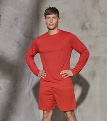 Just-Cool_AWD_Long-Sleeve-Cool-T_JC002_FireRed_019