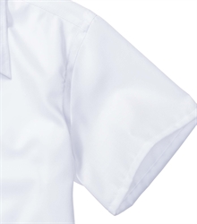 Russell-Ladies-Short-Sleeve-Tailored-Ultimate-Non-Iron-Shirt-957F-white-detail-2