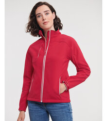 Russell_Ladies-Bionic-Softshell-Jacket_410F_0R410F0CR_Model_front