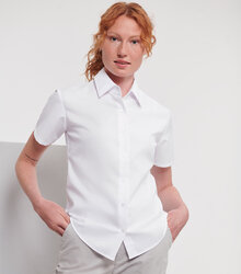 Russell_Ladies-Short-Sleeve-Easy-Care-Oxford-Shirt_933F_0R933F030_Model_front