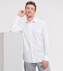 Russell_Mens-Long-Sleeve-Easy-Care-Tailored-Oxford-Shirt_922M_0R922M030_Model_full