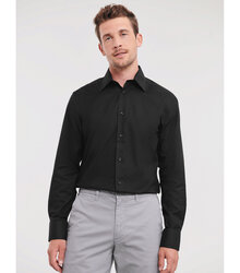 Russell_Mens-Long-Sleeve-Easy-Care-Tailored-Oxford-Shirt_922M_0R922M036_Model_front